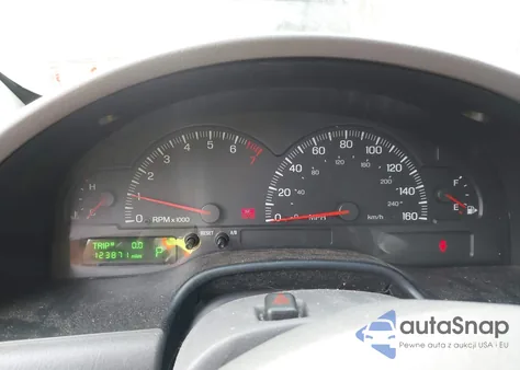 2000 Lincoln Ls V6 Auto/V6 Manual z USA, uszkodzony, nr VIN 1LNHM86S5YY780701